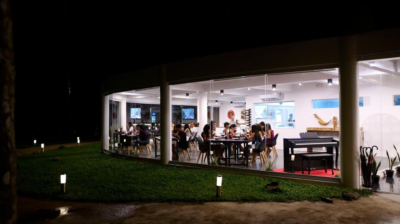 Bebeladan Beach Resort, In The Last Indigenous Corner 엘니도 외부 사진